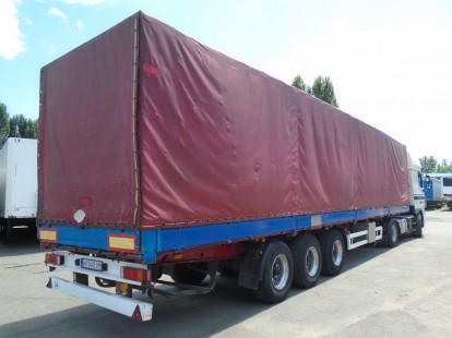 Бортовой полуприцеп Krone Y37864